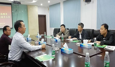 陽春三月 賓客如云